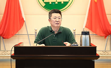 中国吉林森林董事长于海军