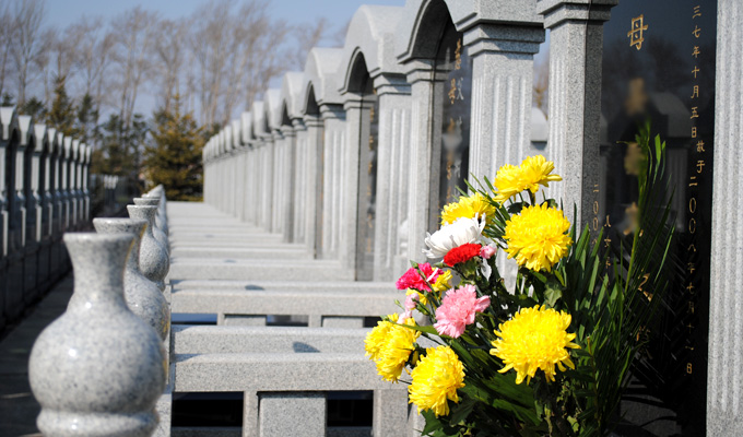 乾坤园哈尔滨最好风水墓地的公墓